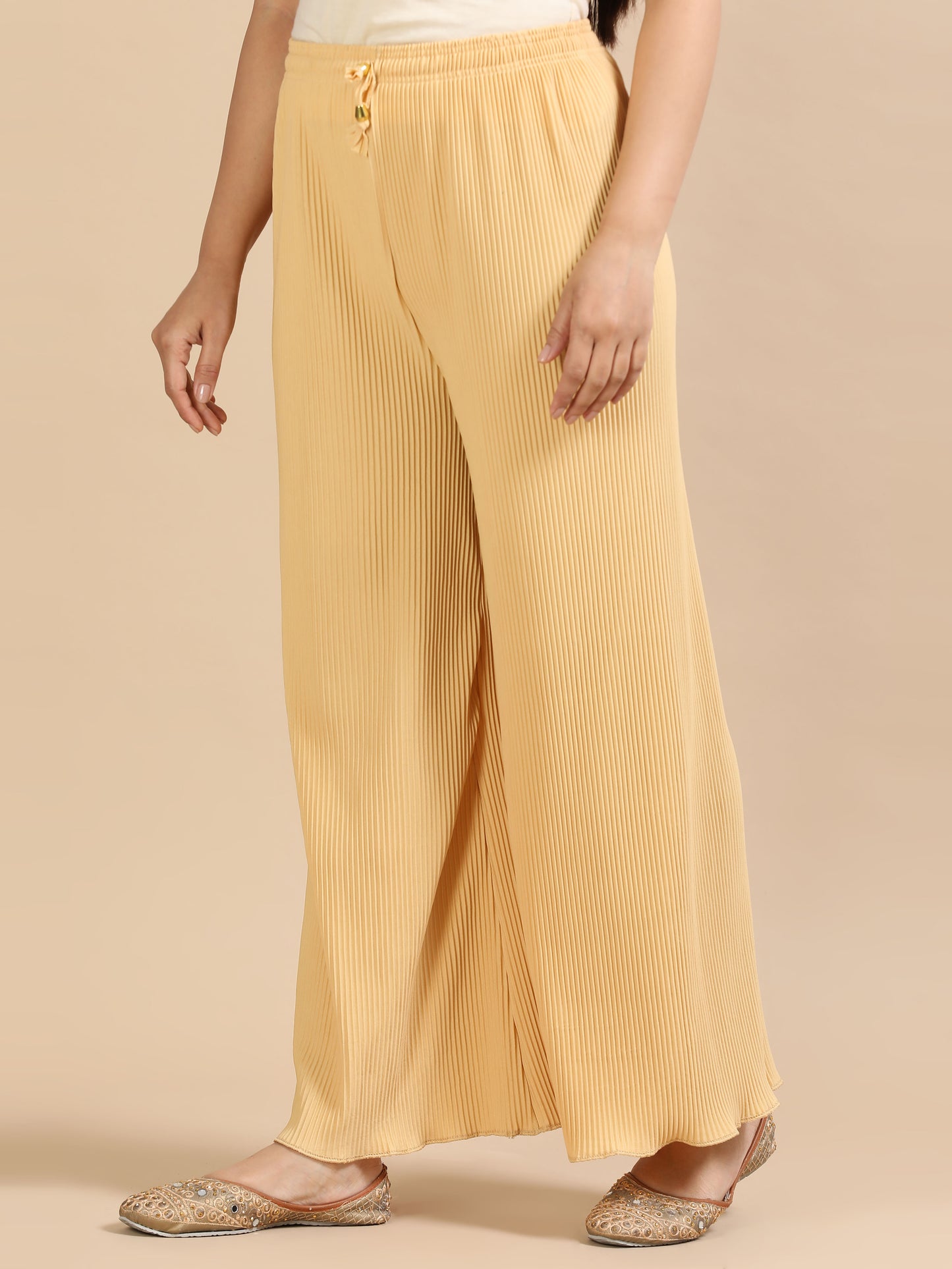 Women’s Solid Pleated Wide-Leg Palazzo Pants