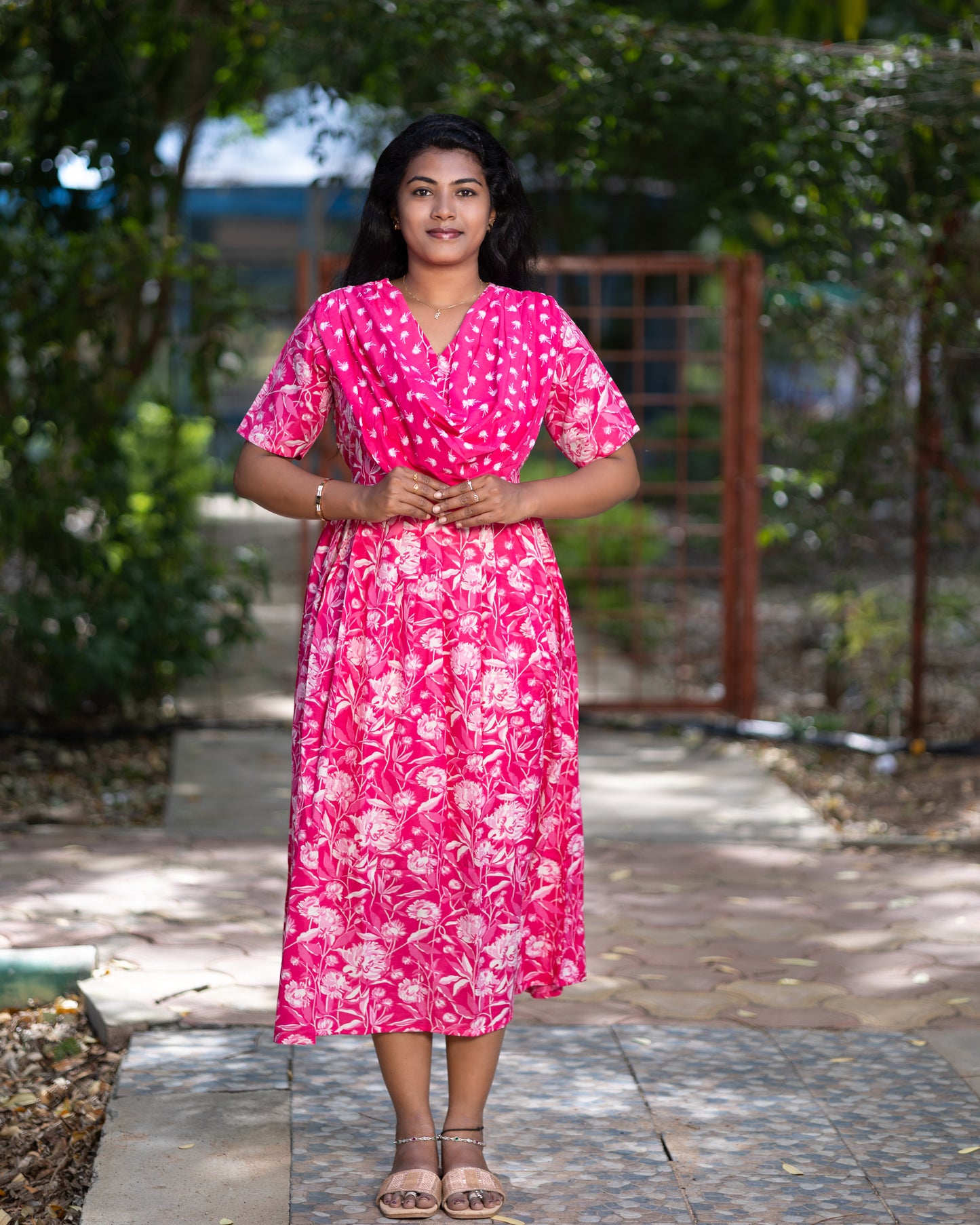 Feeding Dupatta Attached Zipper Maternity Wear – Hot Pink with White Floral Pattern