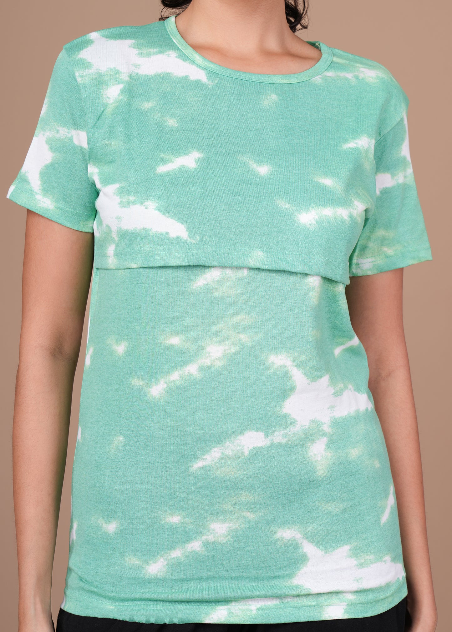 Women’s Zipless Feeding Top-Mint Green & White Prints.