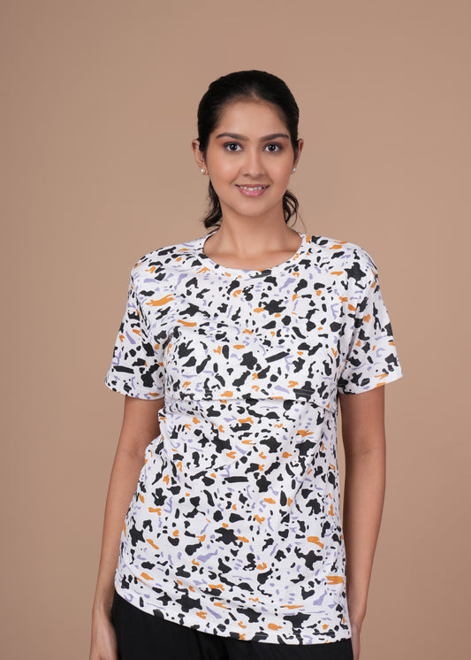 Women’s Zipless Feeding Top-White with Black