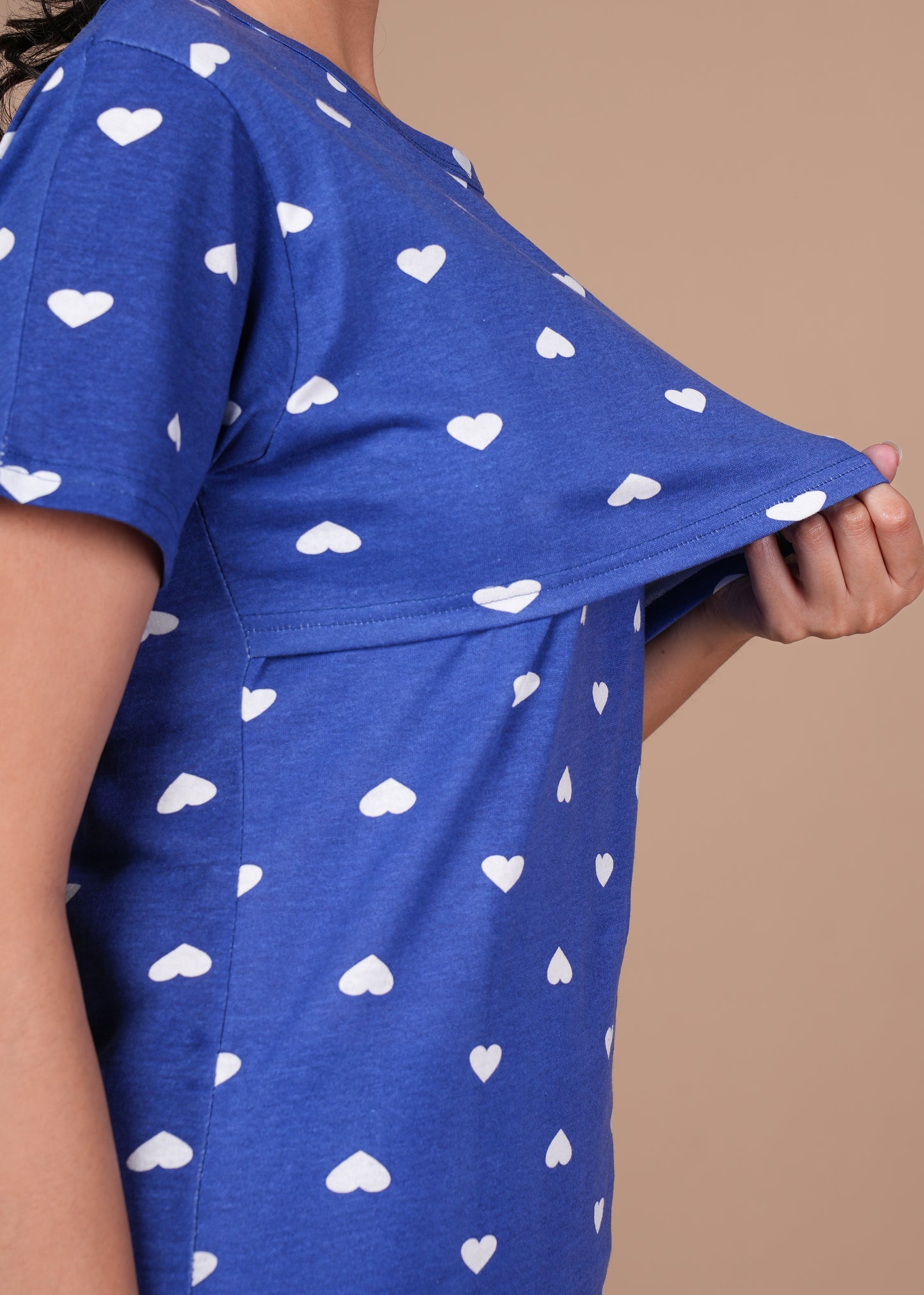 Women’s Zipless Feeding Top-Royal Blue with White Hearts