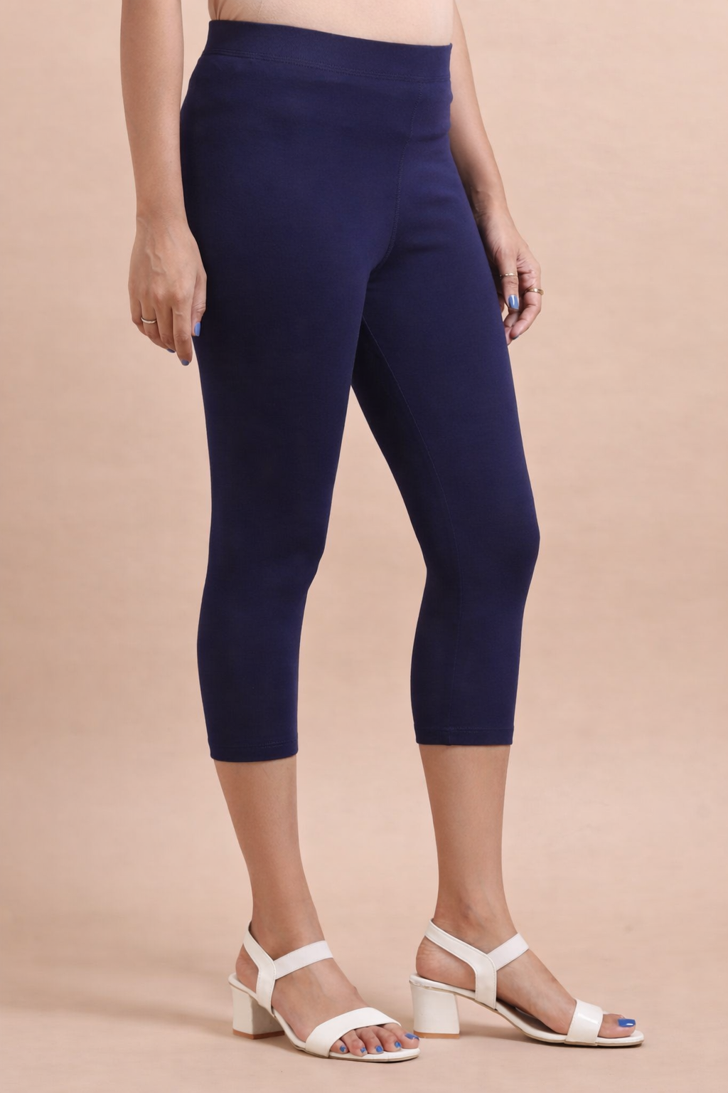 3/4 Capri Leggings – Navy Blue
