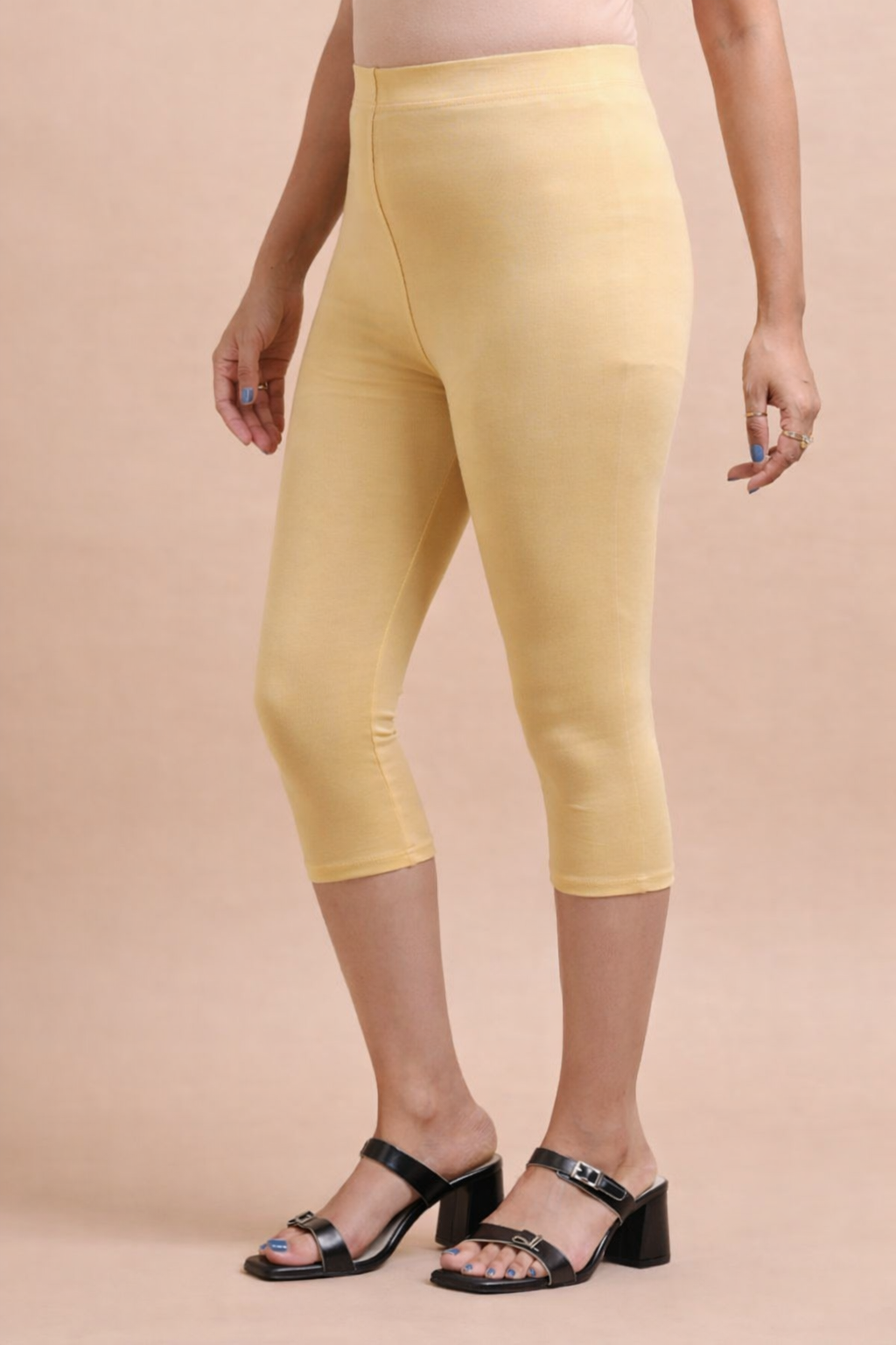 3/4 Capri Leggings – Sandal